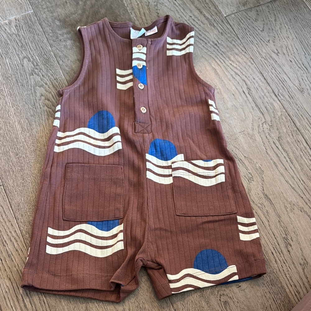 Brown Sleeveless Romper with Blue and White Pattern